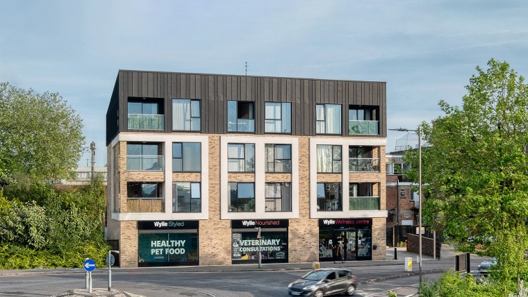 5 v2.Culyers Yard Brentwood Essex Commercial flats retail