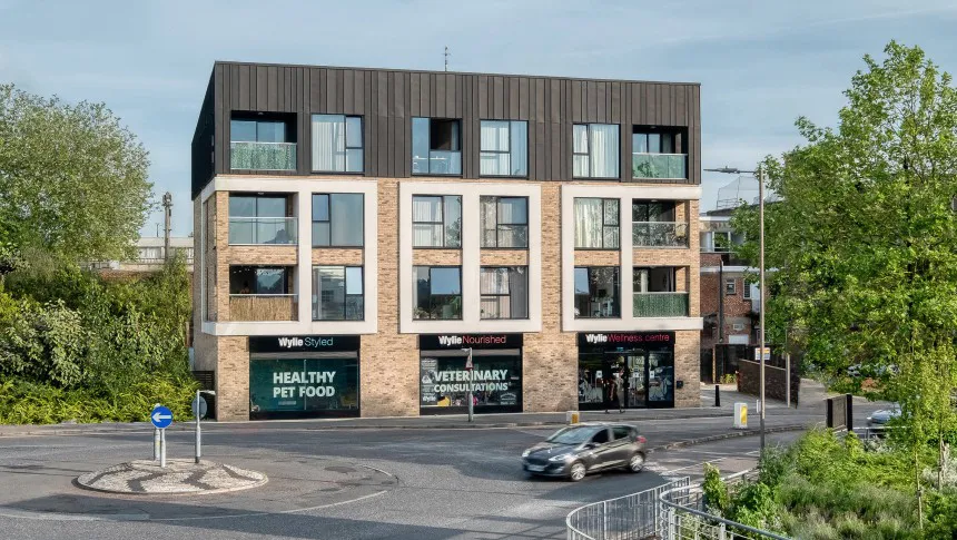 5.Culyers Yard Brentwood Essex Commercial flats retail