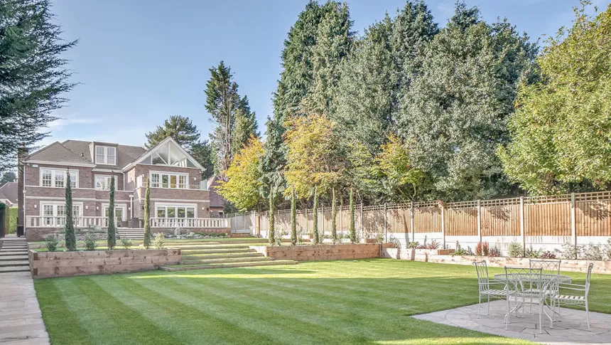 Longmead Shenfield 435m New Build Traditional Home multi level garden